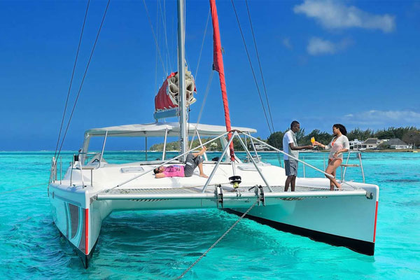 Île aux Cerfs Island Catamaran Tour – Mauritius